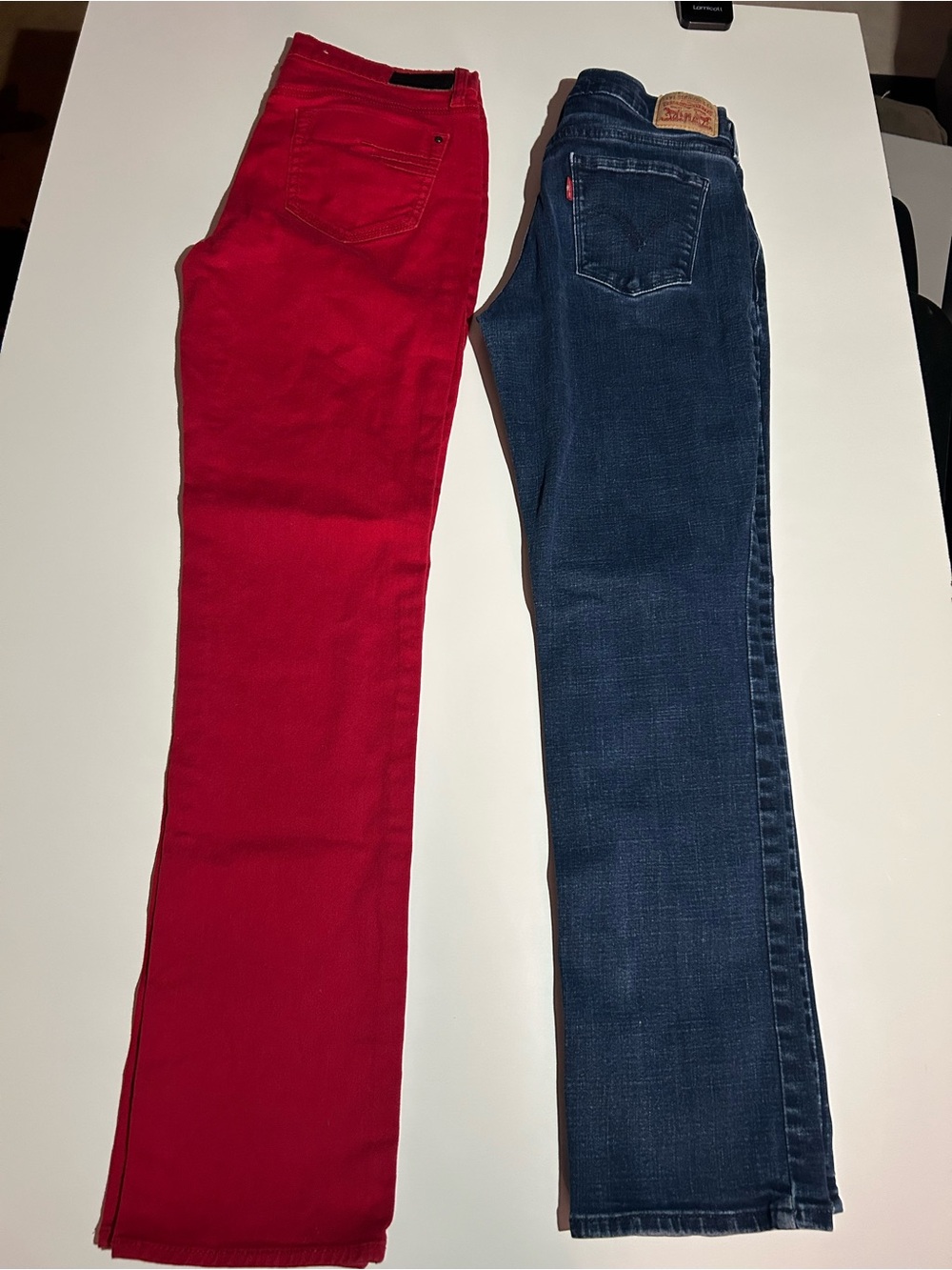 Women’s Size 4/5 jeans bundle DKNY red jeans and Levi’s 505